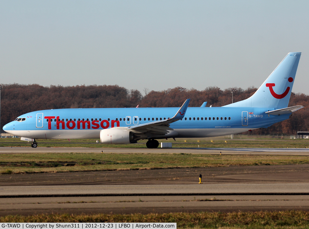 G-TAWD, 2012 Boeing 737-8K5 C/N 37265, Lining up rwy 14L for departure...