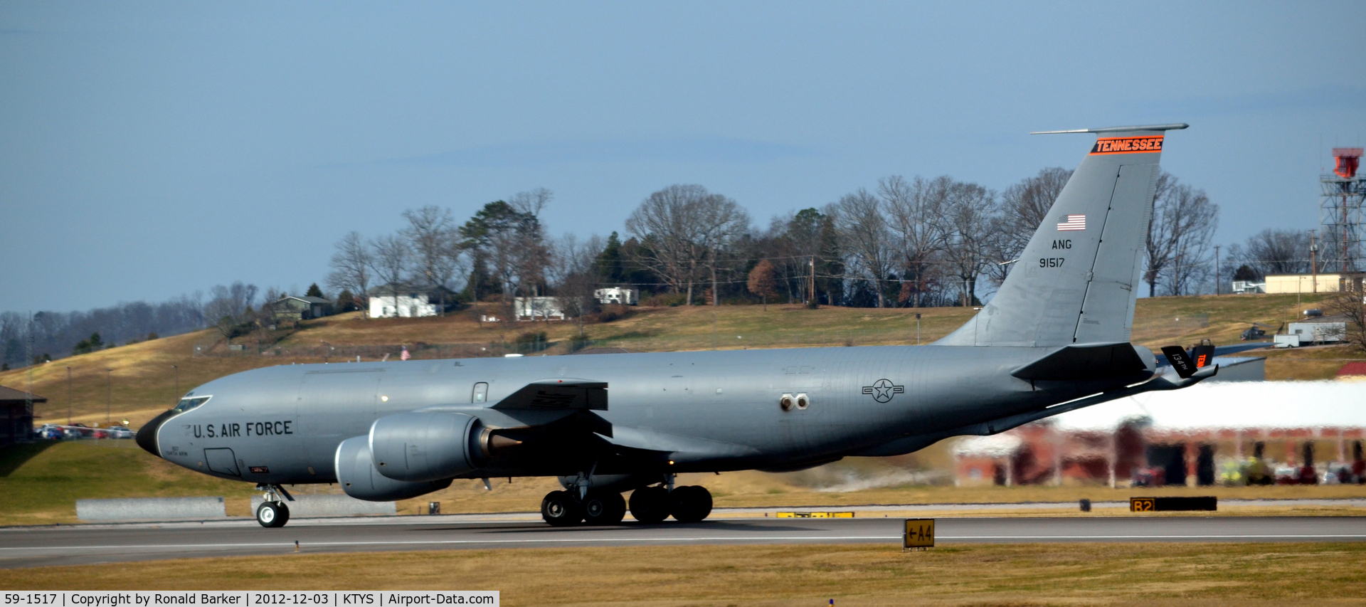 59-1517, 1960 Boeing KC-135R Stratotanker C/N 18005, Touch and Go TYS