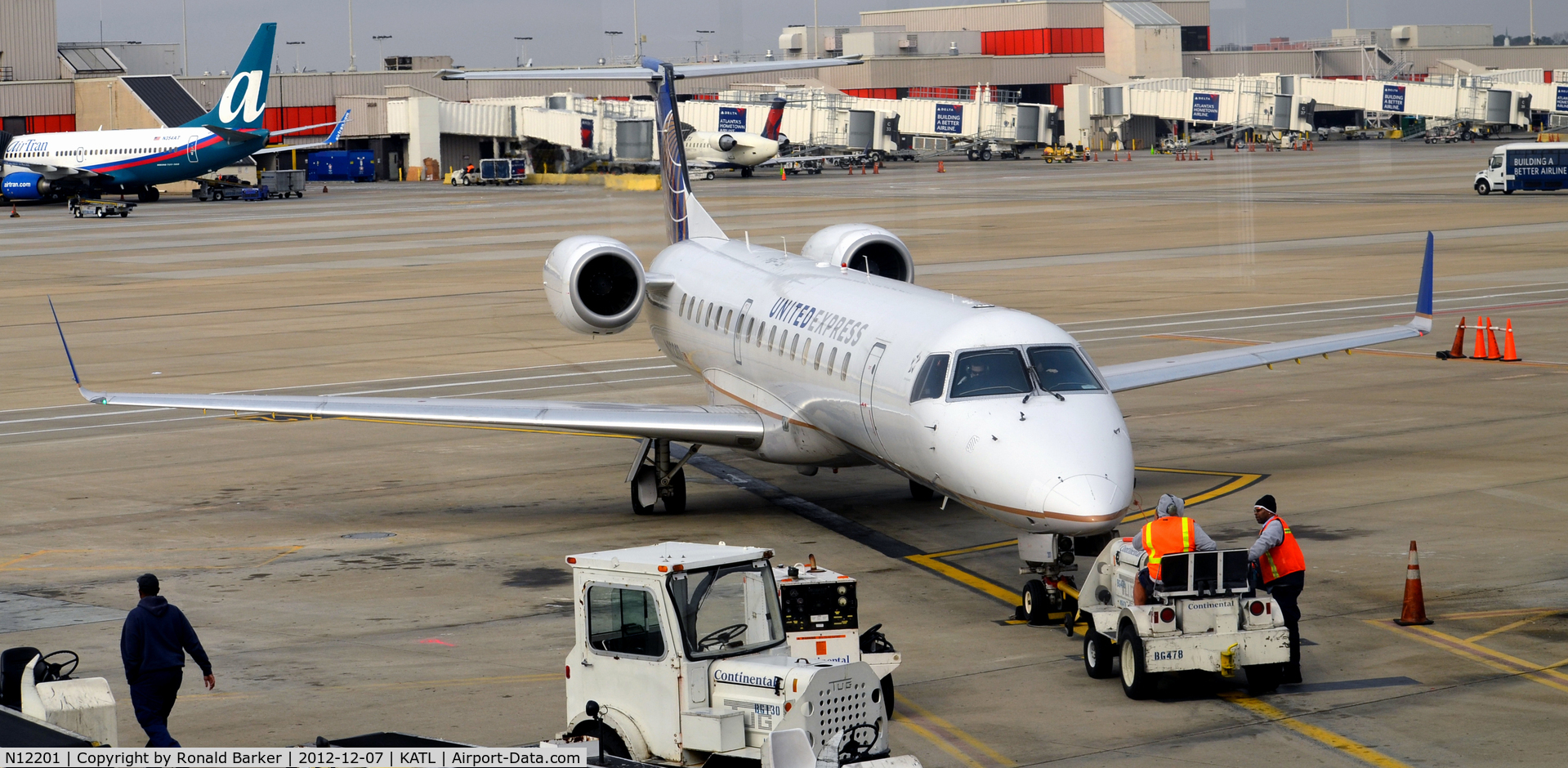 N12201, 2006 Embraer ERJ-145XR (EMB-145XR) C/N 14500959, Pushback Atlanta