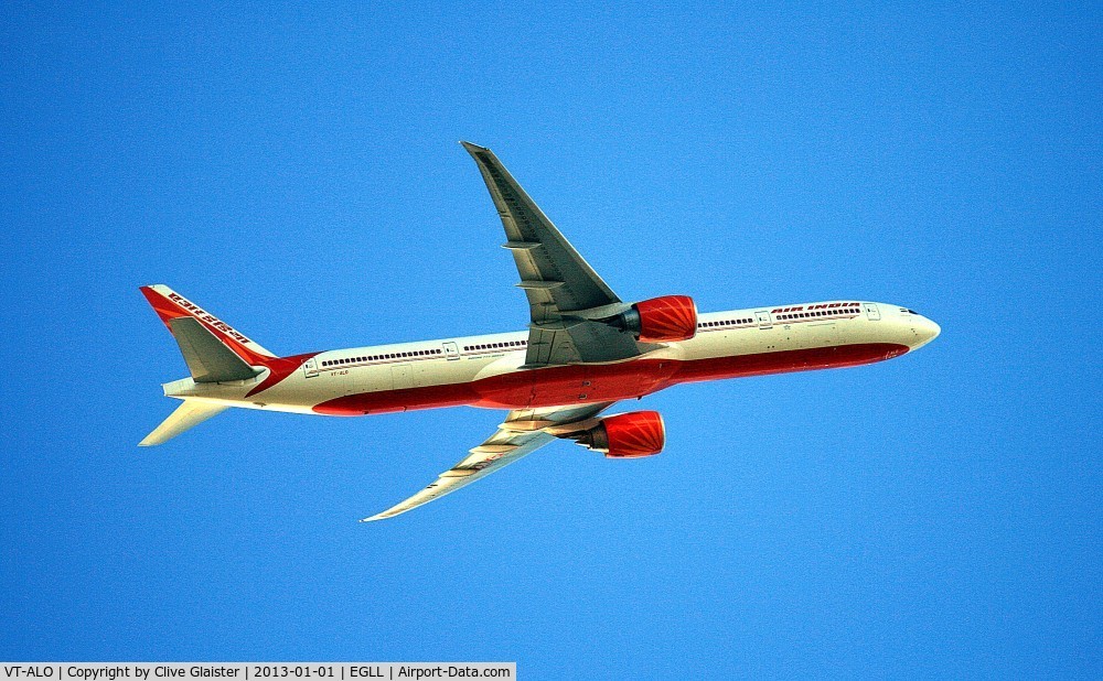 VT-ALO, 2009 Boeing 777-337/ER C/N 36313, Departing Heathrow to Mumbai - India