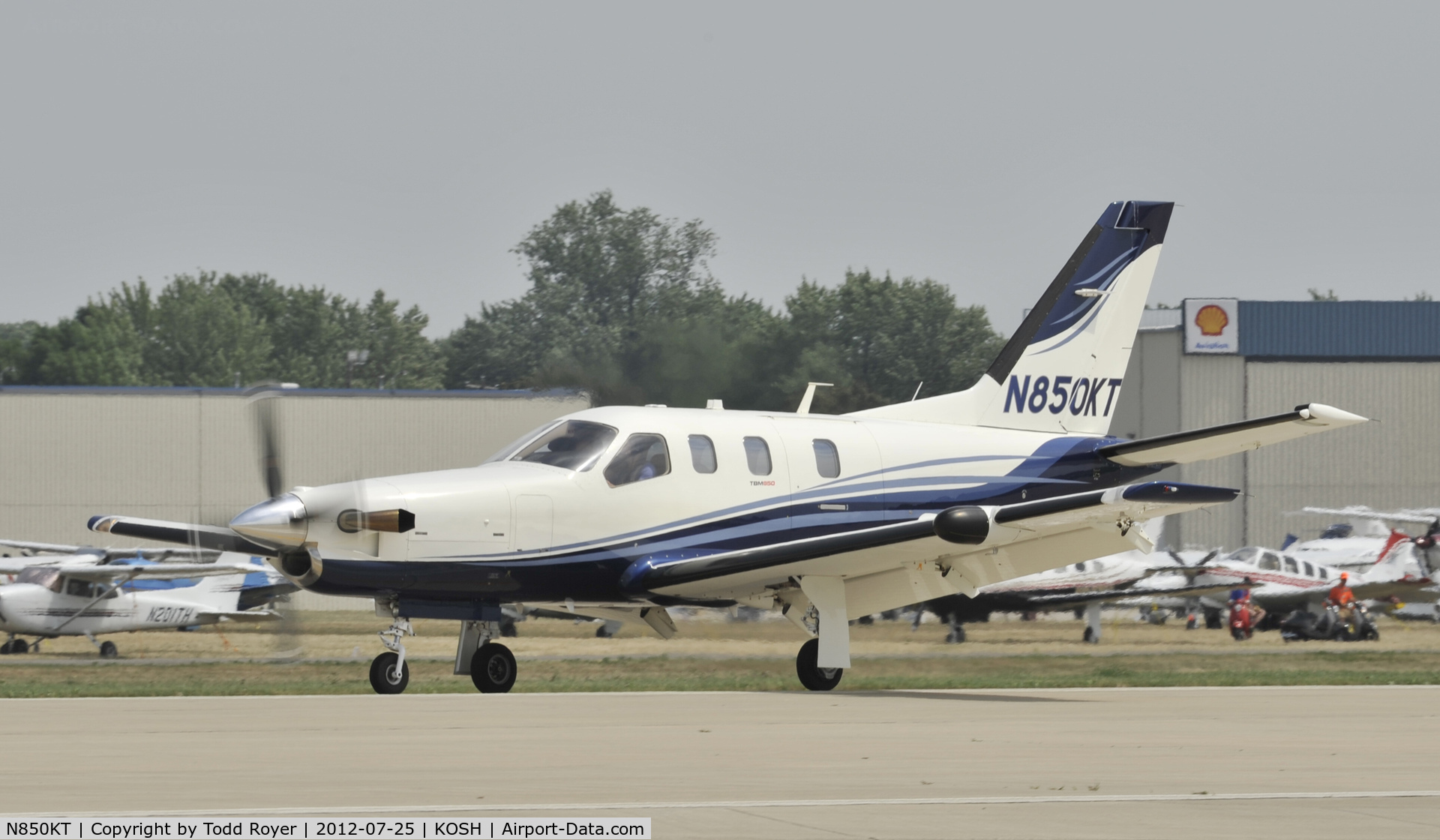 N850KT, Socata TBM-700 C/N 566, Airventure 2012