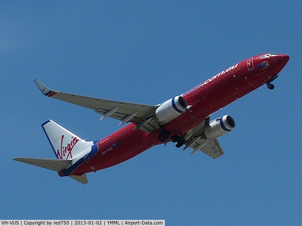 VH-VUS, 2009 Boeing 737-8FE C/N 36607, Departing Rwy 16, YMML.