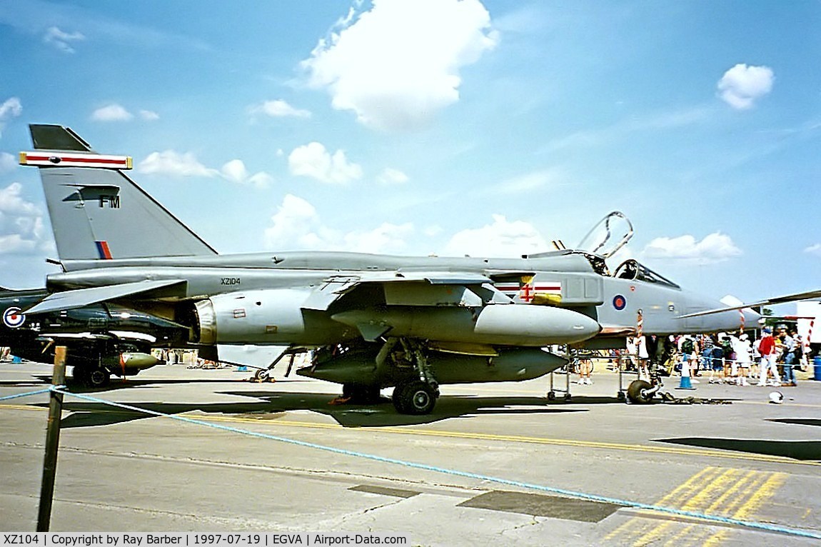 XZ104, Sepecat Jaguar GR.1A C/N S.105, Sepecat Jaguar GR.1A [S-105] (RAF) RAF Fairford~G 19/07/1997