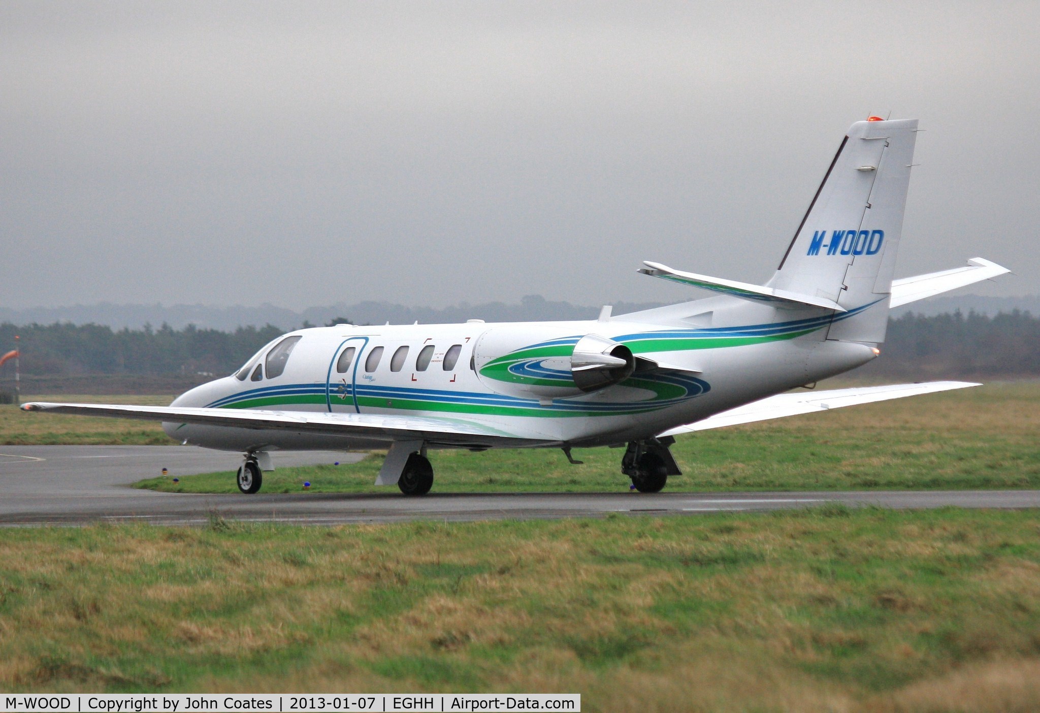M-WOOD, 2002 Cessna 550 Citation Bravo C/N 550-1042, Arriving to CSE