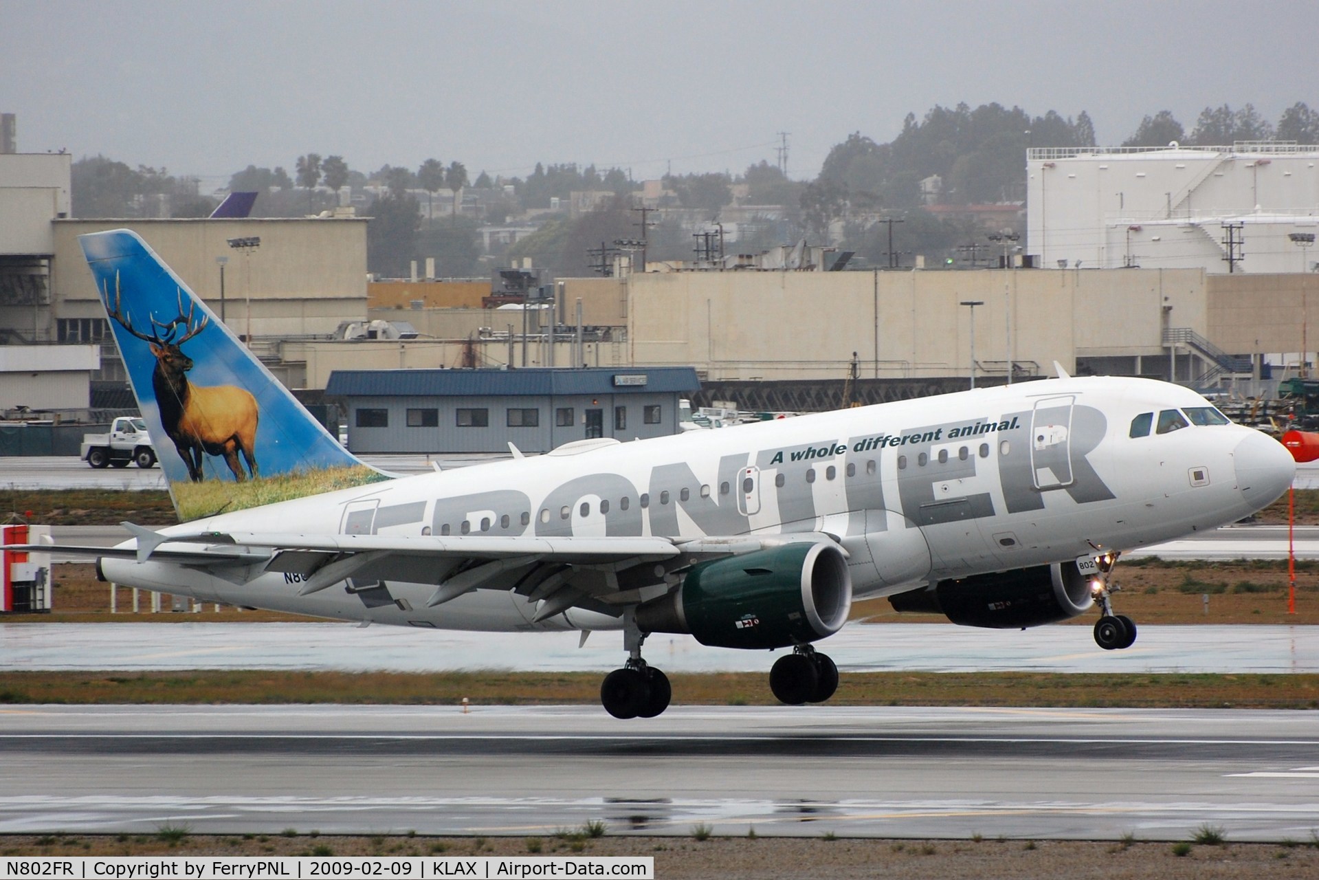 N802FR, 2003 Airbus A318-111 C/N 1991, Frontier A318 landing in LAX. Airframe scrapped