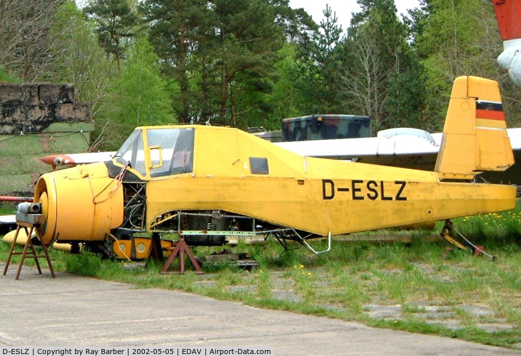 D-ESLZ, 1972 Let Z-37A Cmelak C/N 15-14, LET Z-37A Cmelak [15-14] Finow~D 05/05/2002