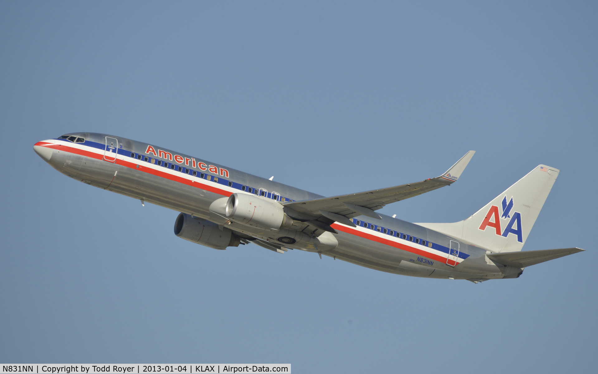 N831NN, 2010 Boeing 737-823 C/N 33211, Departing LAX