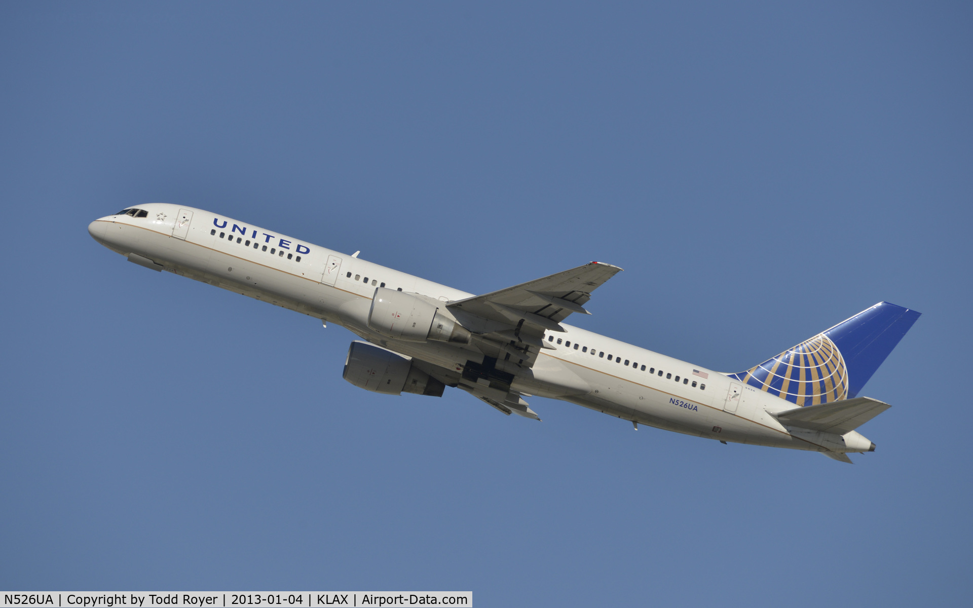 N526UA, 1991 Boeing 757-222 C/N 24994, Departing LAX