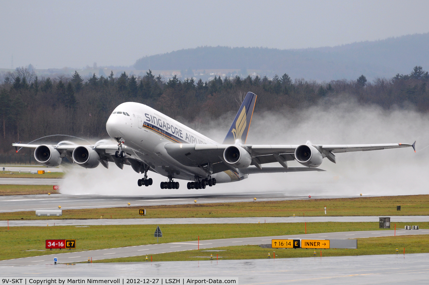 9V-SKT, 2012 Airbus A380-841 C/N 092, Singapore Airlines