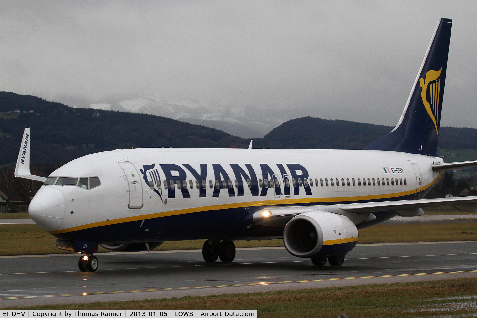 EI-DHV, 2005 Boeing 737-8AS C/N 33582, Ryanair Boeing 737