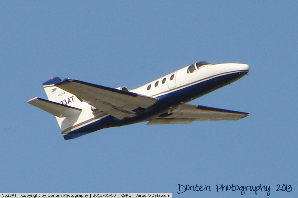 N633AT, Cessna 500 Citation I C/N 500-0087, Cessna Citation (N633AT) departs Sarasota-Bradenton International Airport