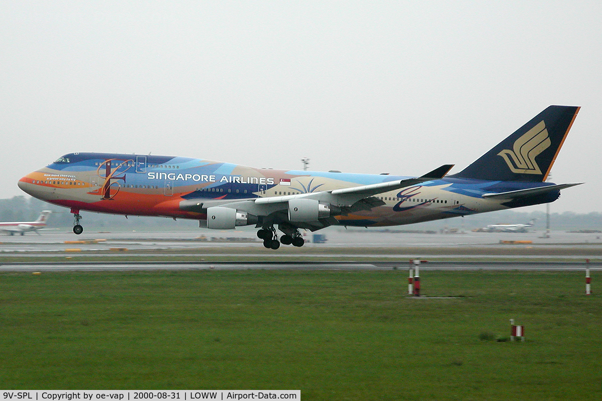 9V-SPL, 1997 Boeing 747-412 C/N 26557, Tropical Megatop arriving Runway 16