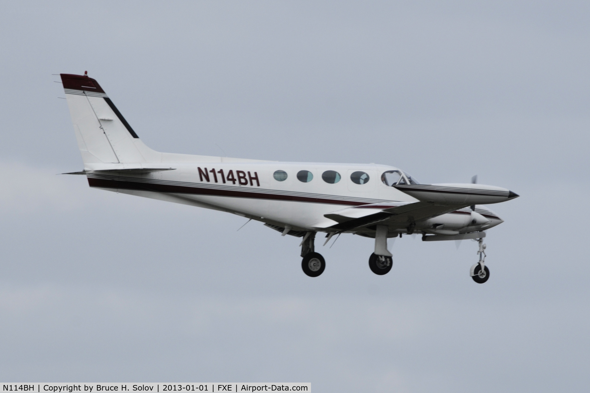 N114BH, 1981 Cessna 340A C/N 340A1230, Completed run-up for takeoff at runway 8