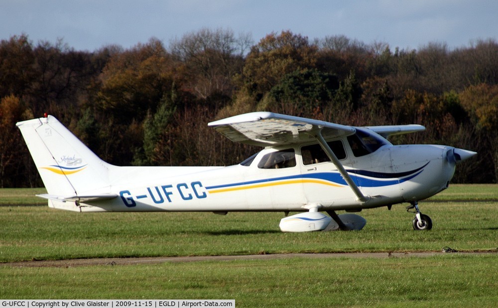 G-UFCC, 2000 Cessna 172S C/N 172S8611, Ex: N2466X > G-UFCC > G-MRPT - Originally owned to, Oxford Aviation Services Ltd in January 2001 and currently with, Skypix Aviation Ltd since December 2004. To G-MRPT January 2013.