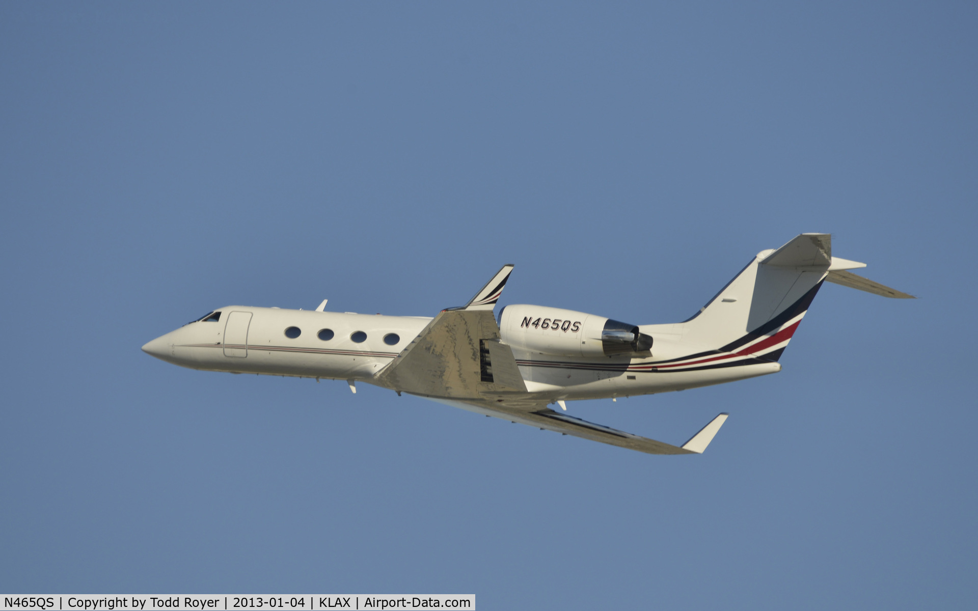 N465QS, 2001 Gulfstream Aerospace G-IV C/N 1463, Departing LAX