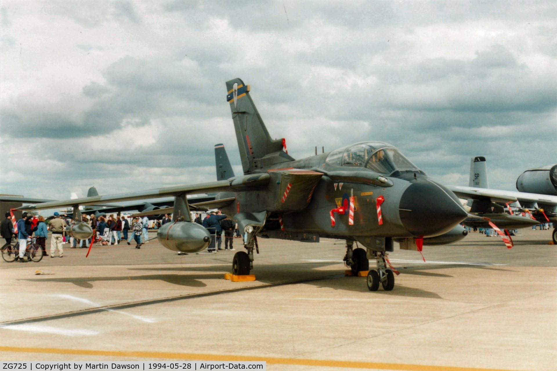 ZG725, 1990 Panavia Tornado GR.1A C/N 828/BS182/3399, RAF Mildenhall Saturday 28 May 1994. ZG725/J RAF No.13 Sqn, RAF Marham. Camera- Olympus OM-2n