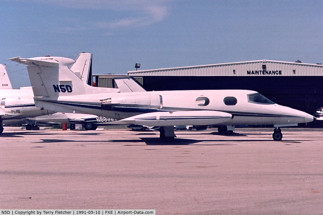 N5D, 1966 Learjet 23 C/N 23-095, 1966 Learjet 23, c/n: 23-095 at Ft.Lauderdale Exec