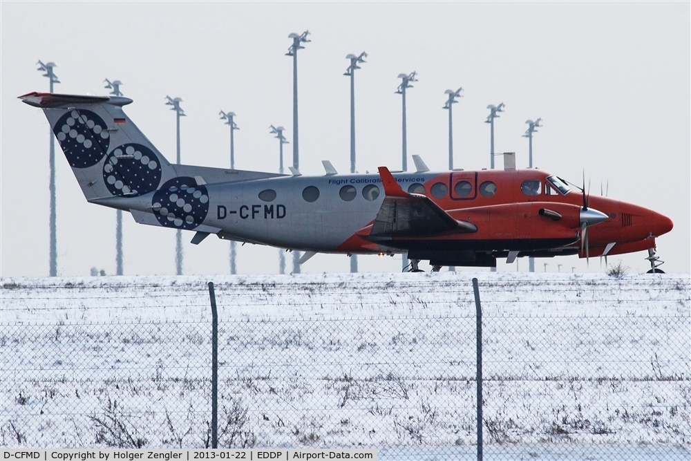 D-CFMD, 2006 Beechcraft Super King Air 350 C/N FL-473, On taxiway for refueling on GAT...