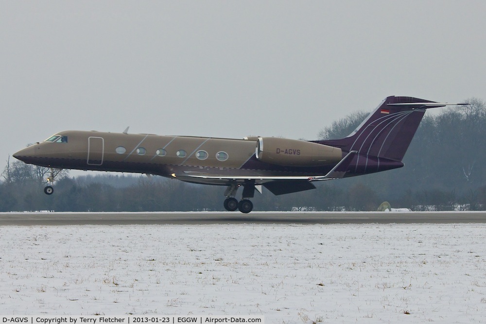 D-AGVS, 2008 Gulfstream Aerospace GIV-X (G450) C/N 4113, Gulfstream Aerospace GIV-X (G450), c/n: 4113 arriving at Luton