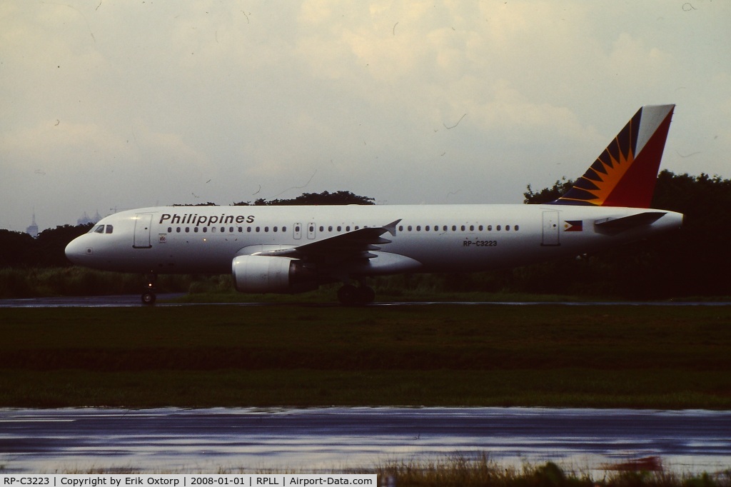 RP-C3223, 1997 Airbus A320-214 C/N 0745, By Erik Oxtorp in MNL JUN99