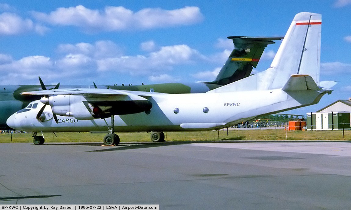 SP-KWC, 1973 Antonov An-26 C/N 1602, Antonov An-26 [16-02] (Polish AF) RAF Fairford~G 22/07/1995