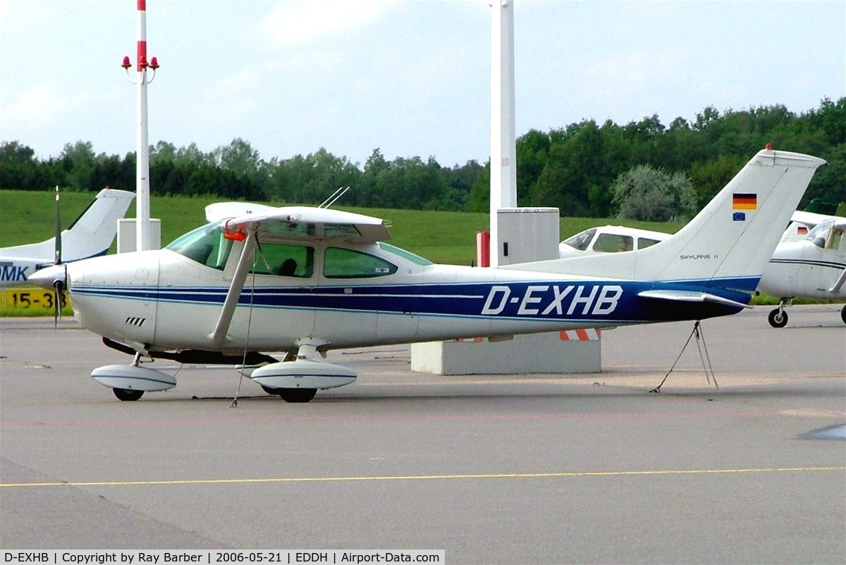 D-EXHB, Cessna 182P Skylane C/N 18262472, Cessna 182P Skylane [182-62472] Hamburg-Fuhlsbuettel~D 21/05/2006