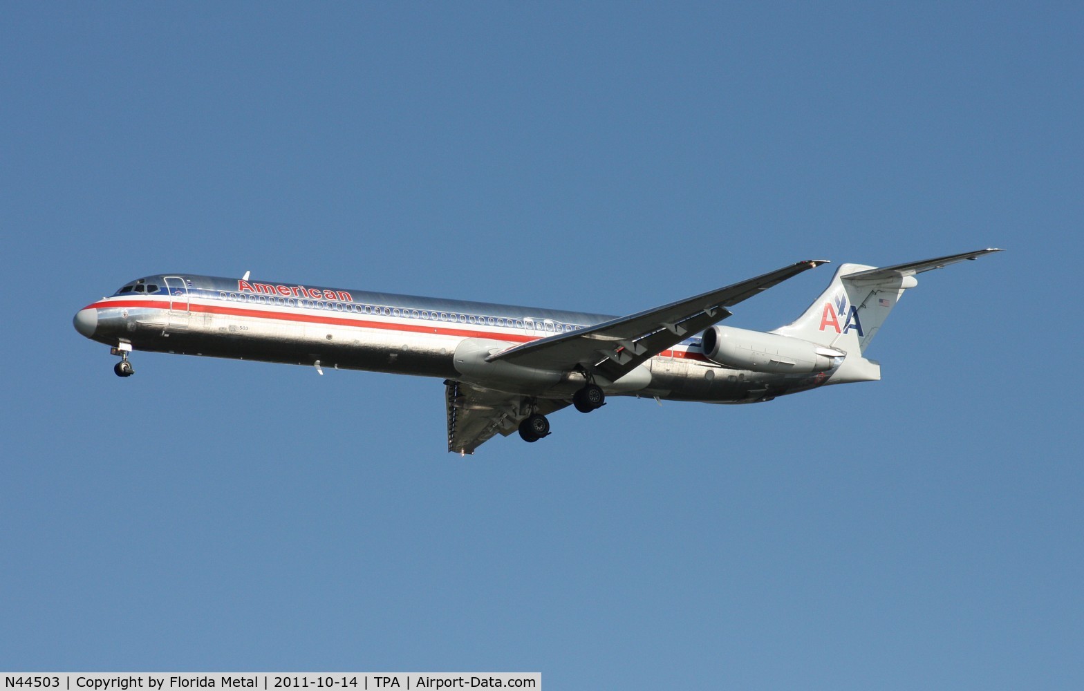 N44503, 1989 McDonnell Douglas MD-82 (DC-9-82) C/N 49797, American MD-82