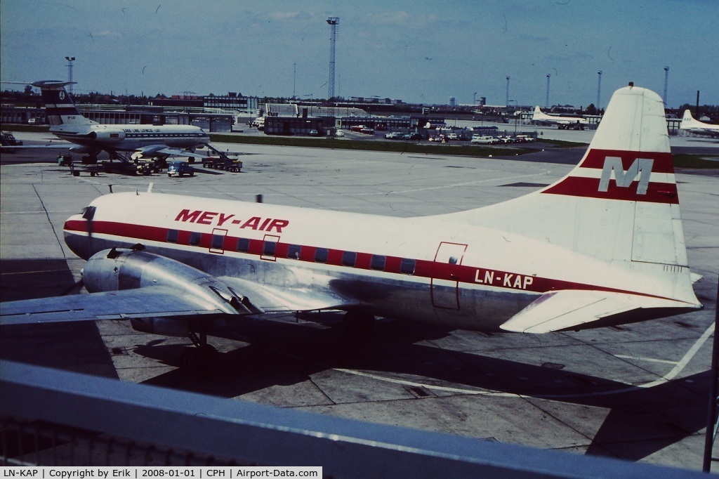 LN-KAP, 1949 Convair 240 C/N 153, By Erik Oxtorp