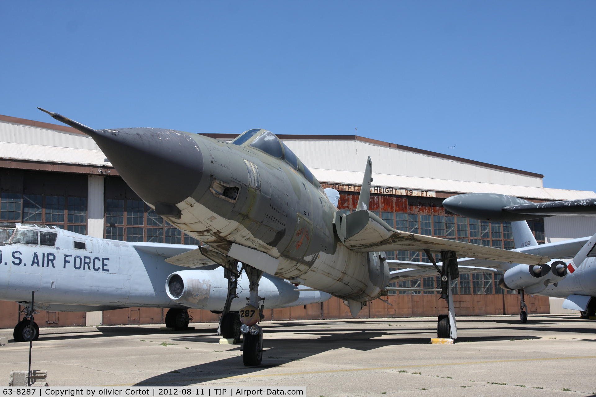 63-8287, 1963 Republic F-105F-1-RE Thunderchief C/N F064, chanute air museum