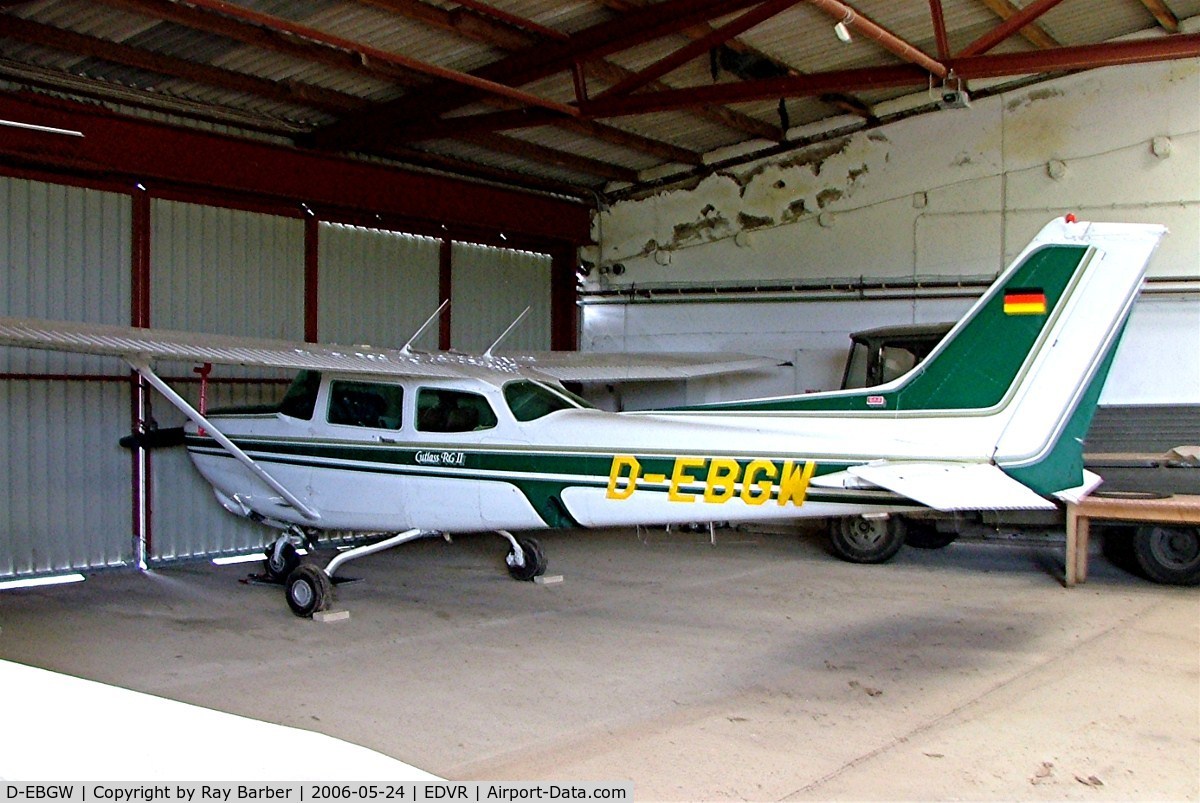 D-EBGW, Cessna 172RG Cutlass RG C/N 172RG0935, Cessna 172RG Cutlass II [172RG-0935] Rinteln~D 24/05/2006