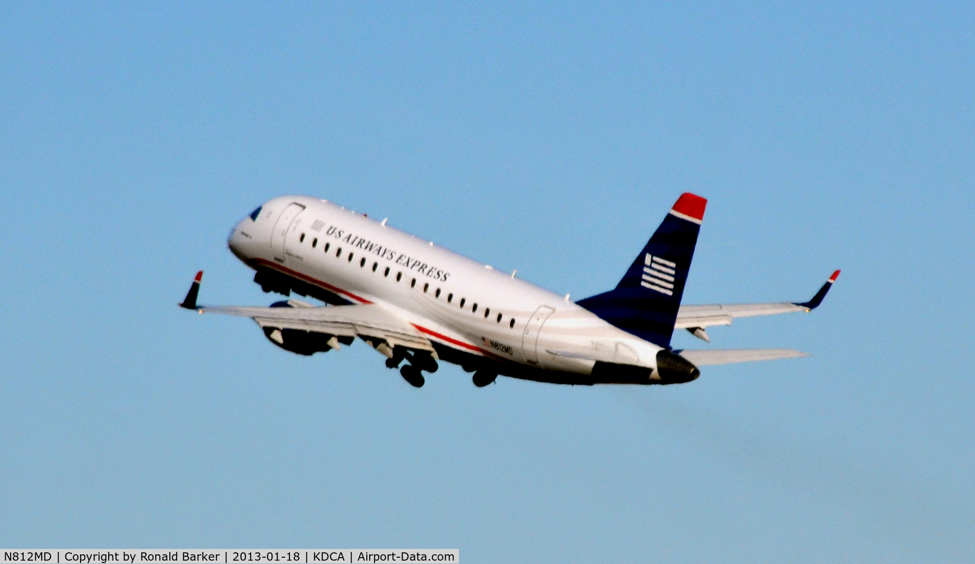 N812MD, 2004 Embraer 170SU (ERJ-170-100SU) C/N 17000030, Takeoff DCA