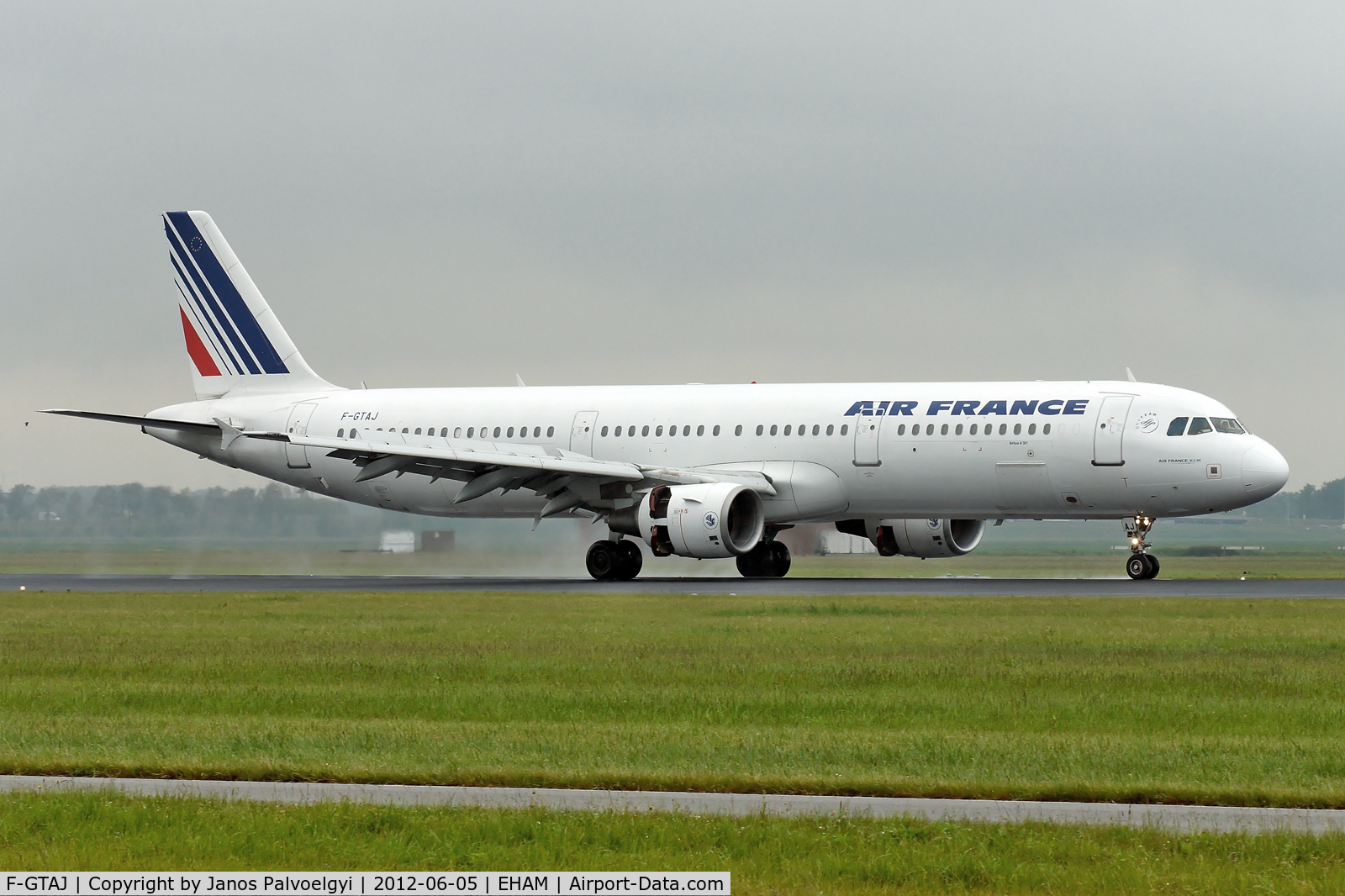 F-GTAJ, 2001 Airbus A321-211 C/N 1476, Air France Airbus A321-211 landing in EHAM/AMS