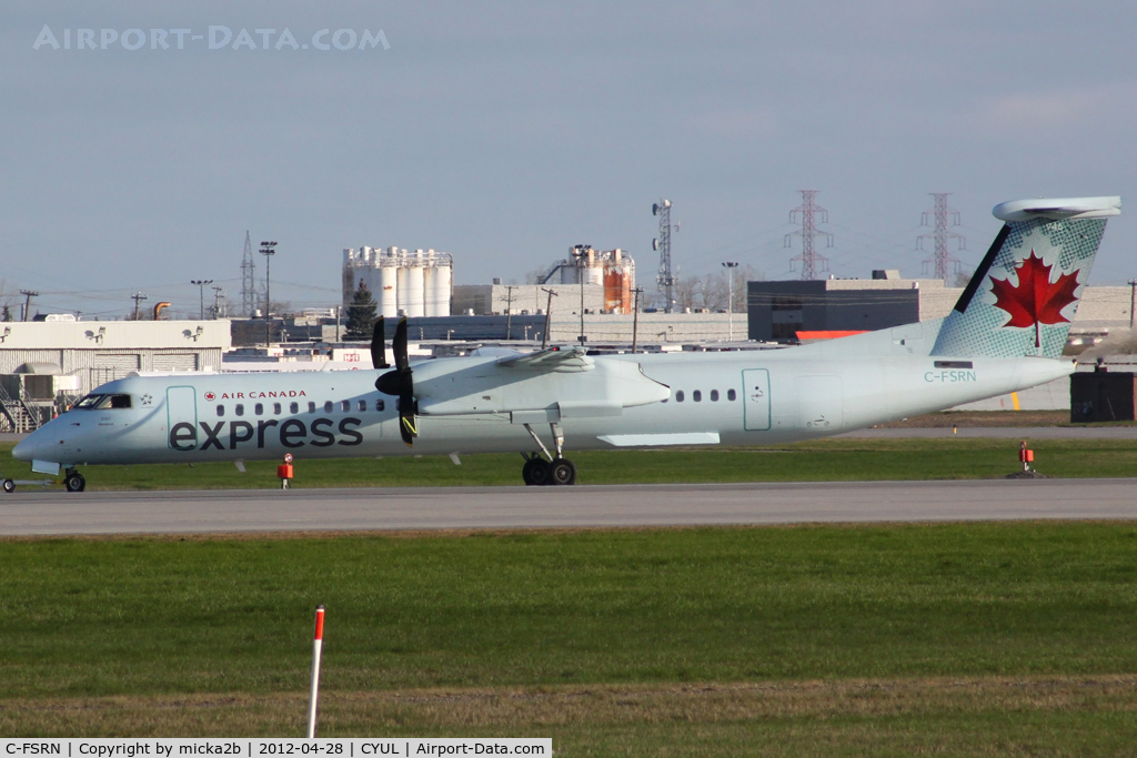 C-FSRN, 2007 De Havilland Canada DHC-8-402Q Dash 8 C/N 4170, Taxiing