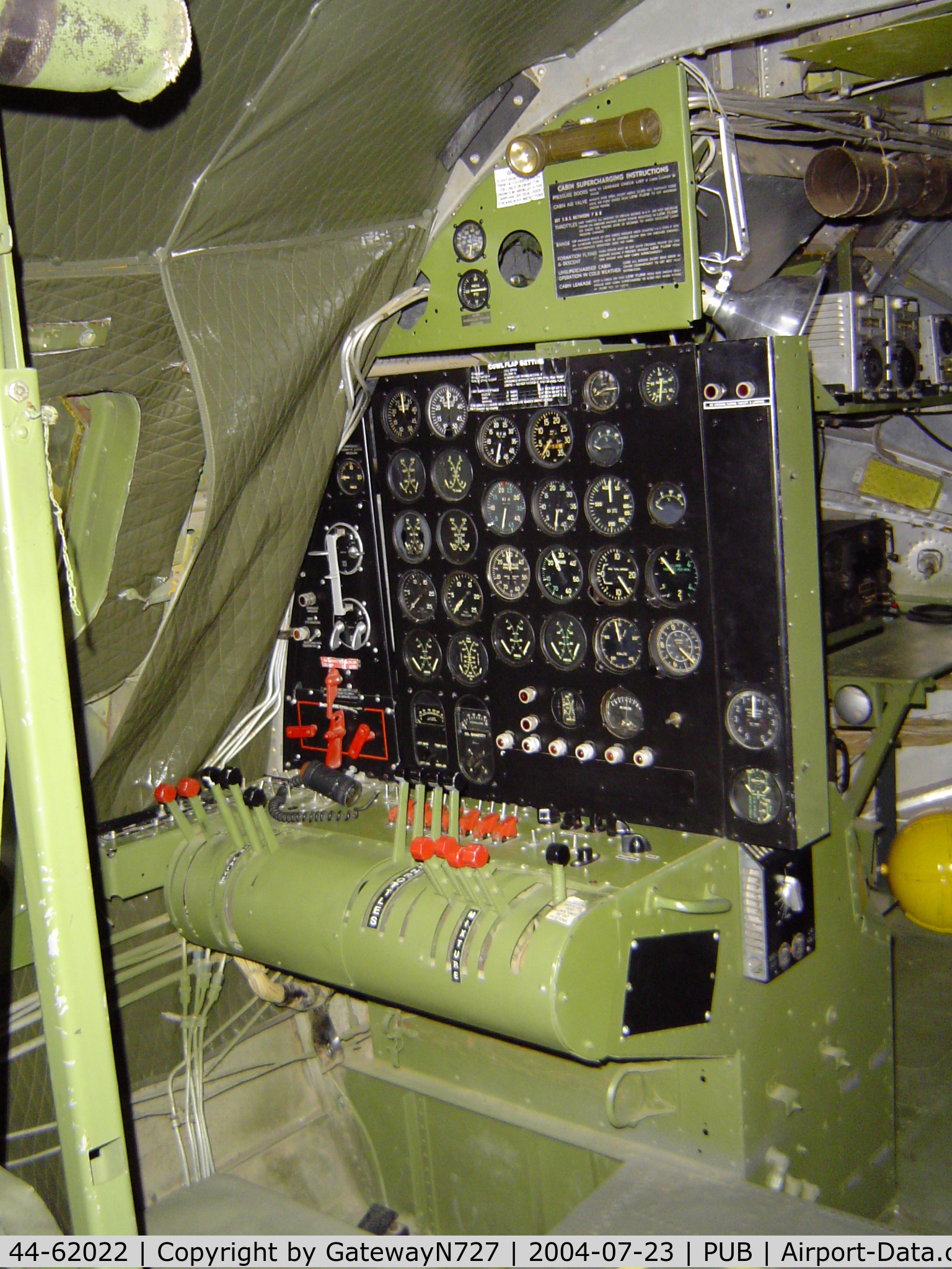 44-62022, Boeing B-29 Superfortess C/N 11499, Flight engineer's station