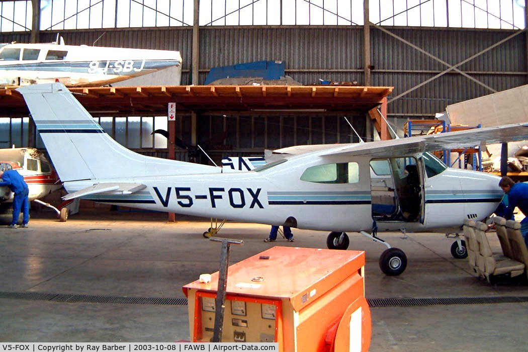 V5-FOX, Cessna T210N Turbo Centurion C/N 21064168, Cessna T.210N Turbo Centurion [210-64168] Pretoria-Wonderboom~ZS 08/10/2003. This has been registered twice as this and for the 3rd time ZS-MKM which it is currently.
