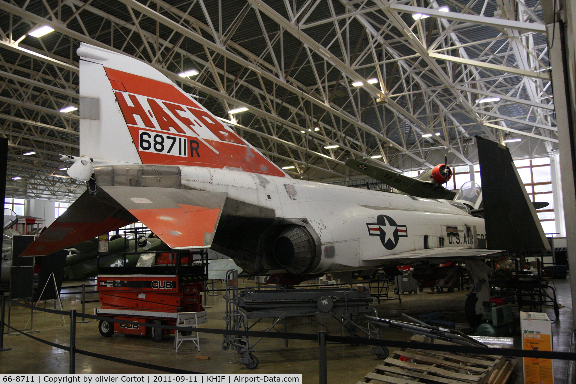 66-8711, 1966 McDonnell F-4D Phantom II C/N 2483, rear view