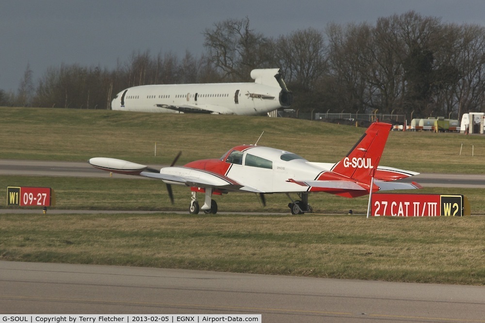 G-SOUL, 1975 Cessna 310R C/N 310R-0140, 1975 Cessna 310R, c/n: 310R-0140 at East Midlands