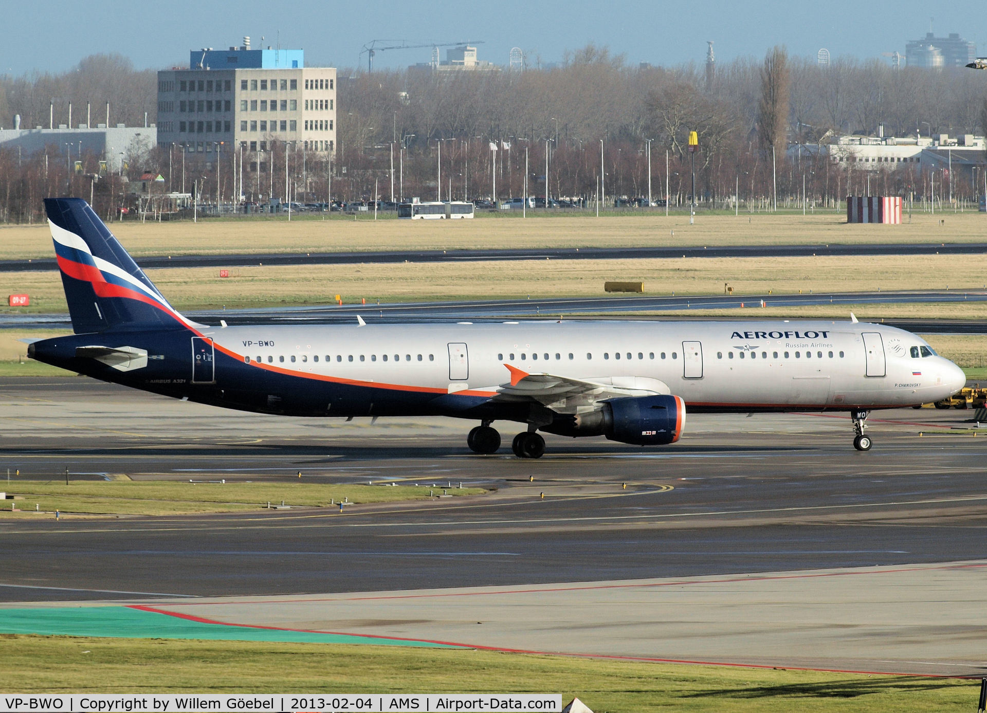 VP-BWO, 2004 Airbus A321-211 C/N 2337, Taxi to runway 24 of Schiphol Airport