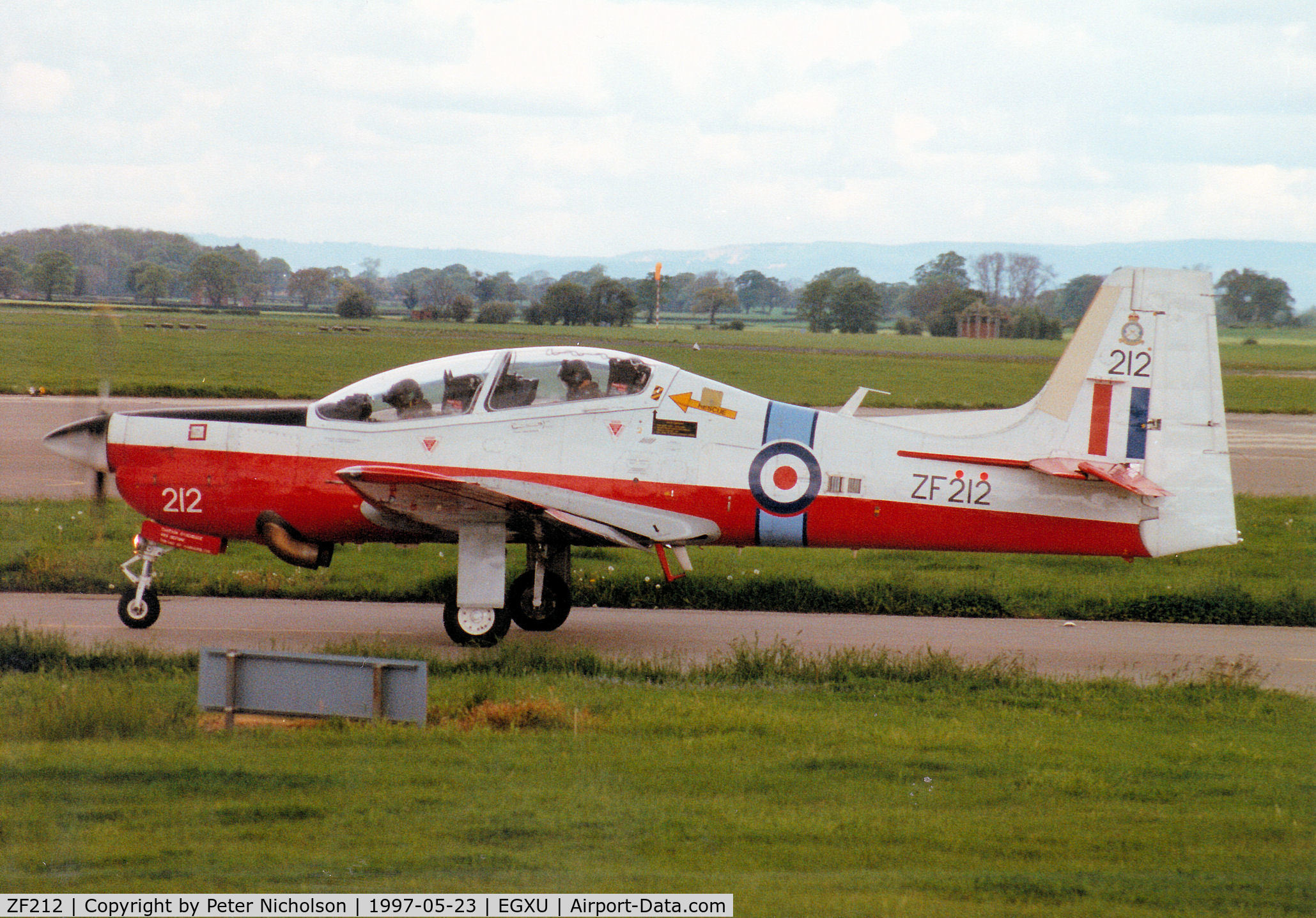ZF212, 1989 Short S-312 Tucano T1 C/N S039/T37, Tucano T.1 of the RAF College at Cranwell as seen at RAF Linton-on-Ouse in May 1997.