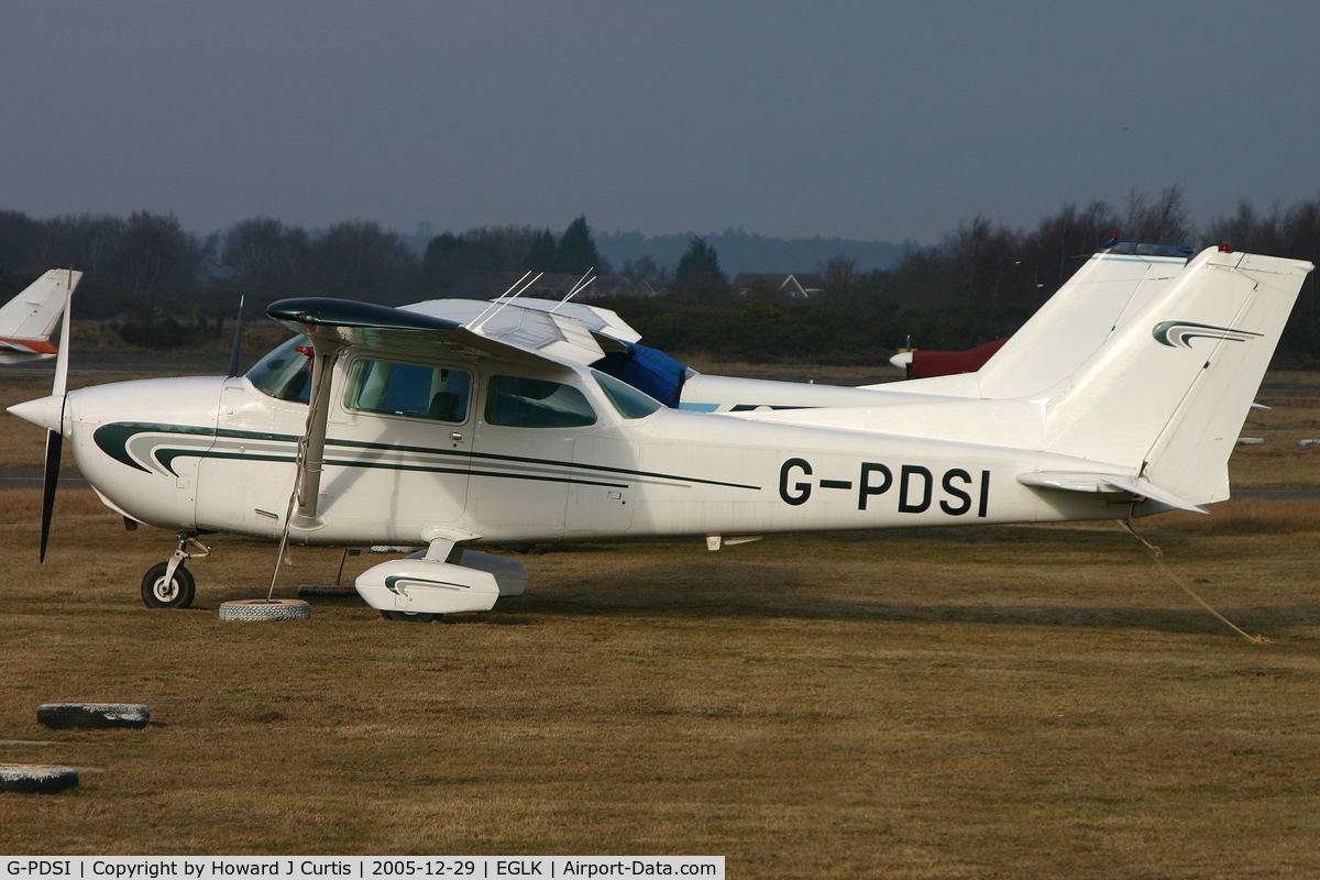 G-PDSI, 1978 Cessna 172N C/N 172-70420, Parked up.