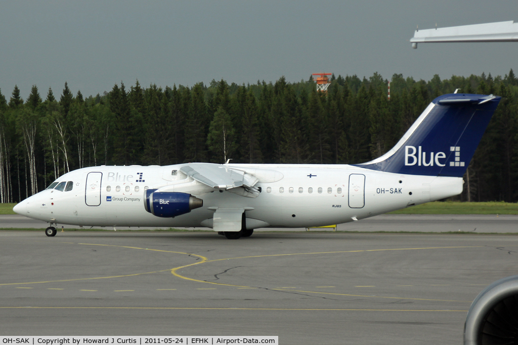 OH-SAK, 2001 BAE Systems Avro 146-RJ85 C/N E.2389, Blue 1