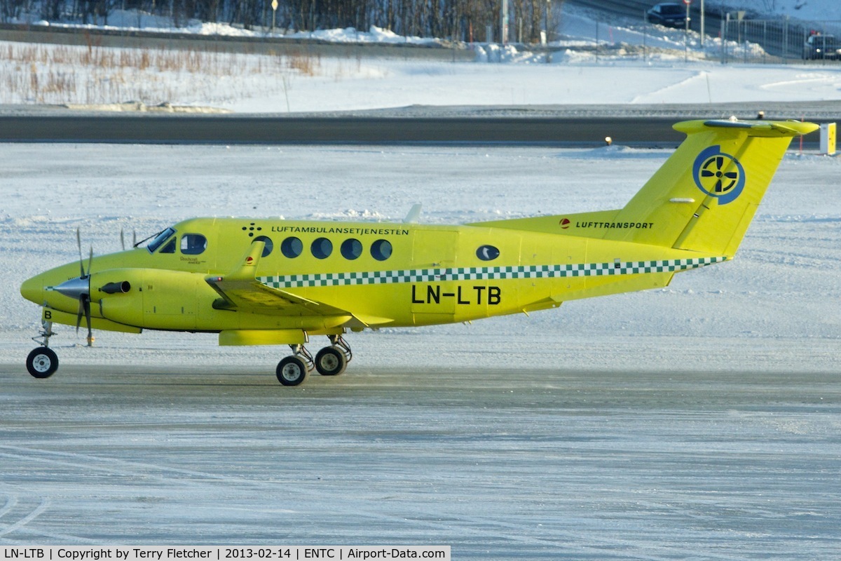 LN-LTB, 2008 Hawker Beechcraft B200 Super King Air C/N BB-2001, Lufttransport AS 's Beech B200 King Air, c/n: BB-2001
at Tromso