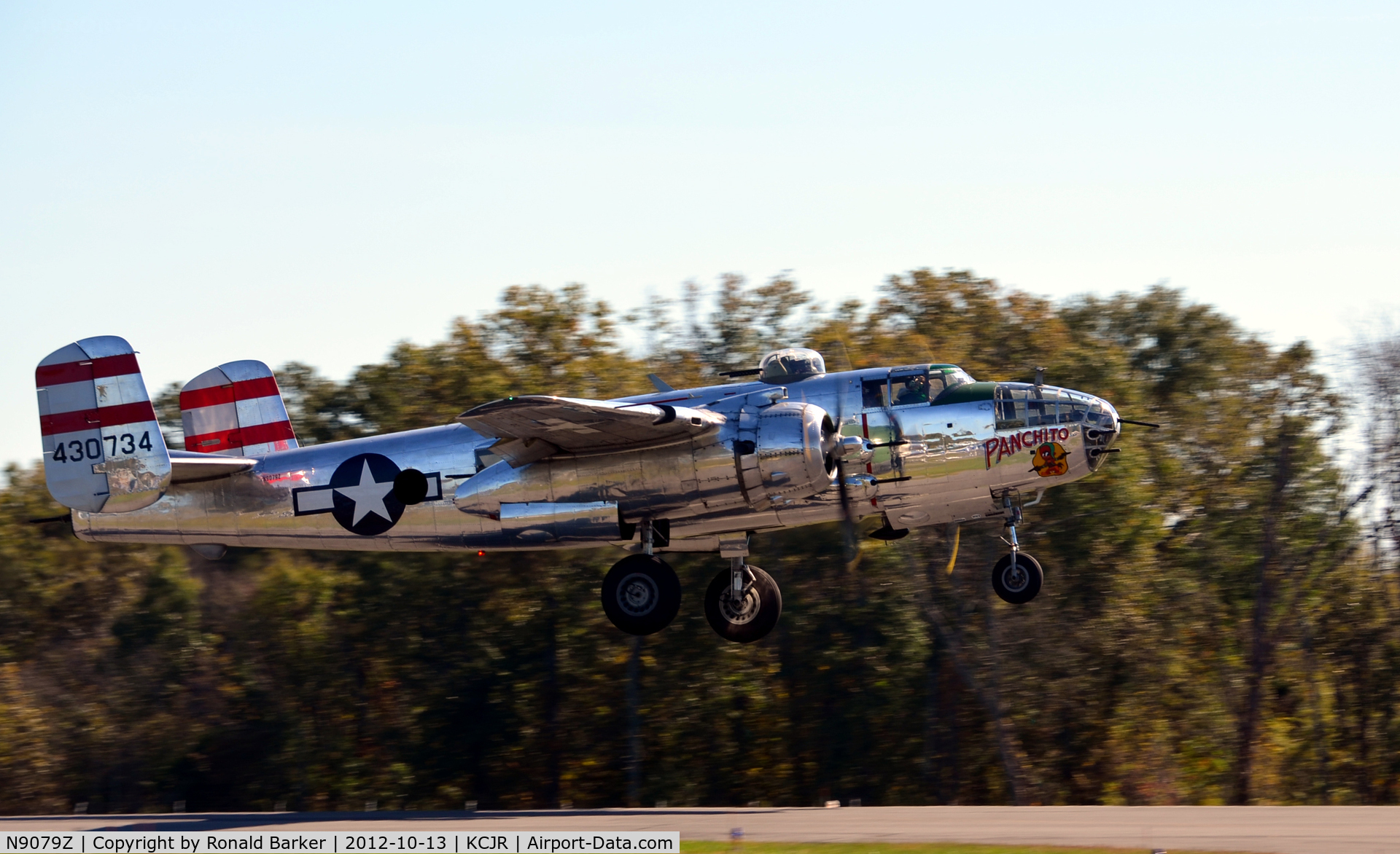 N9079Z, 1944 North American TB-25N Mitchell C/N 108-34009, Culpeper Air Fest 2012 -Takeoff