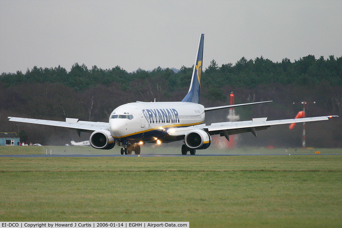 EI-DCO, 2004 Boeing 737-8AS C/N 33809, Ryanair, landing.