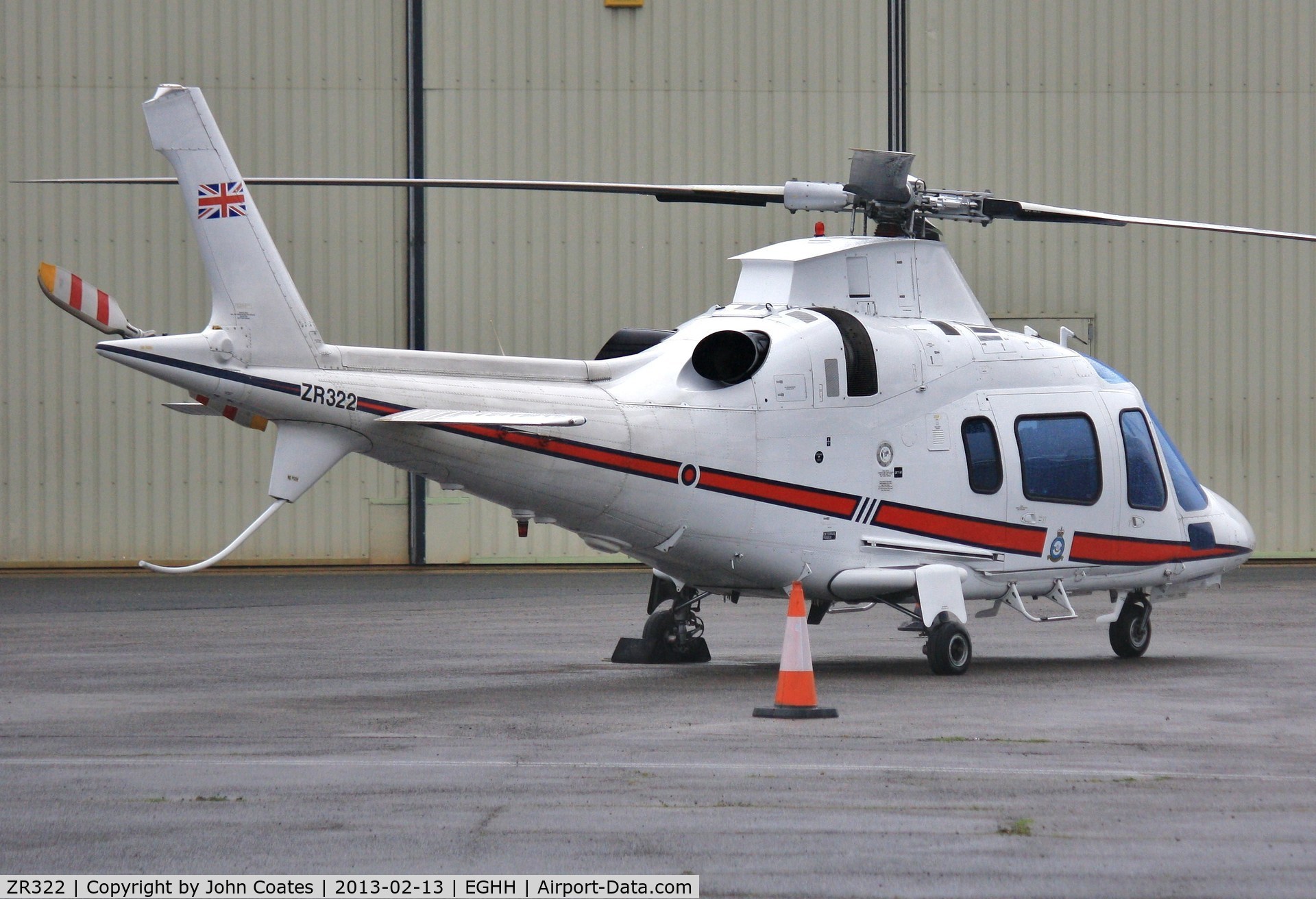 ZR322, 2006 Agusta A-109E Power C/N 11664, Visitor to Signatures