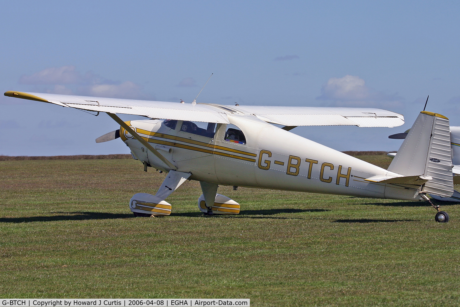 G-BTCH, 1948 Luscombe 8E Silvaire C/N 6403, Privately owned.