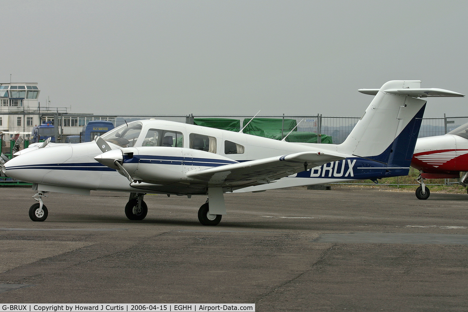 G-BRUX, 1978 Piper PA-44-180 Seminole C/N 44-7995151, Privately owned.
