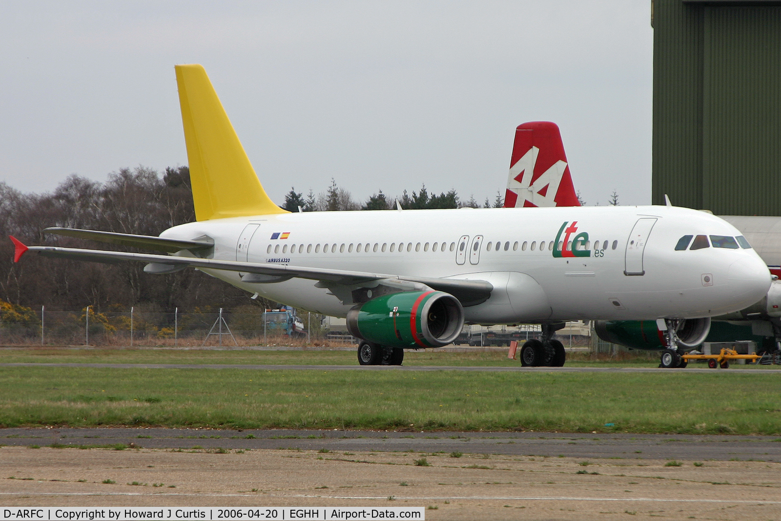 D-ARFC, 1996 Airbus A320-232 C/N 580, Basic LTE colours. Became EC-JRX two days later.