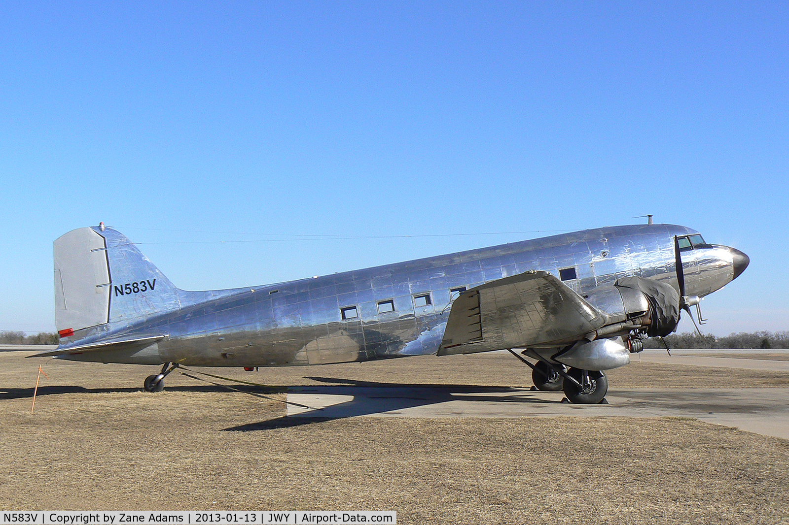 N583V, 1942 Douglas DC3C-S1C3G (C-47A-5-DK) C/N 12369, After 30 years on the ground this DC-3 is once again earning her keep with Airborne Imaging...and looking great!