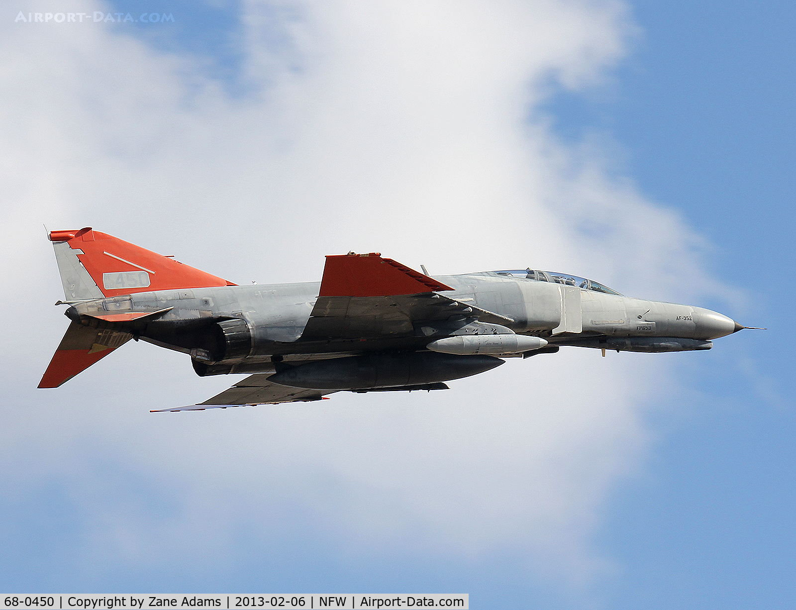 68-0450, 2009 McDonnell Douglas QF-4E Phantom II C/N 3594, QF-4E Departing NASJRB Fort Worth